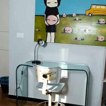 Hotel Artroom In